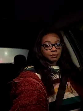 Snapshot of Blazerina chatting on November 2, 7:44 am Blazerina online show from November 2, 7:44 am