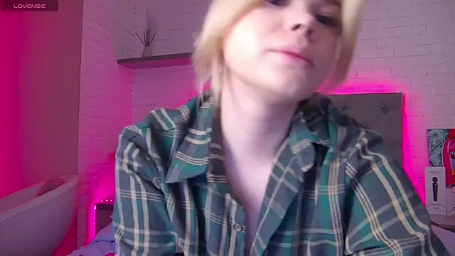 Born to Blow online show from January 7, 1:08 am