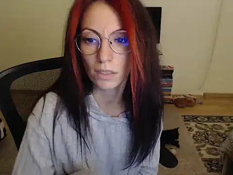 Emmatoo online show from October 6, 5:10 pm