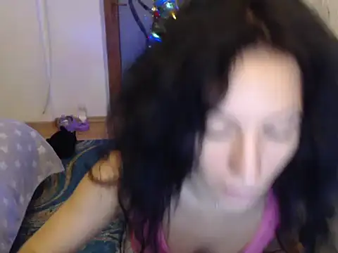 Emmatoo online show from December 16, 2:55 pm