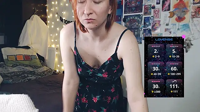 Snapshot of licentia__poetica chatting on February 8, 4:47 am licentia poetica online show from February 8, 4:47 am