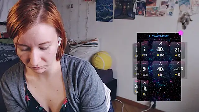 Snapshot of licentia__poetica chatting on February 8, 7:48 am licentia poetica online show from February 8, 7:48 am