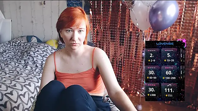 Snapshot of licentia__poetica chatting on February 18, 9:54 am licentia poetica online show from February 18, 9:54 am