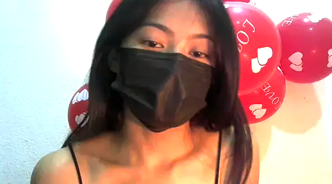 lusty luxmi online show from February 10, 11:55 pm