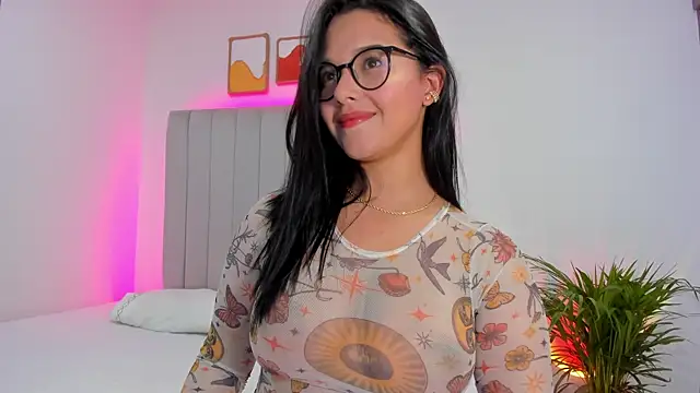 Snapshot of amy_robertz chatting on November 15, 2:09 am amy robertz online show from November 15, 2:09 am