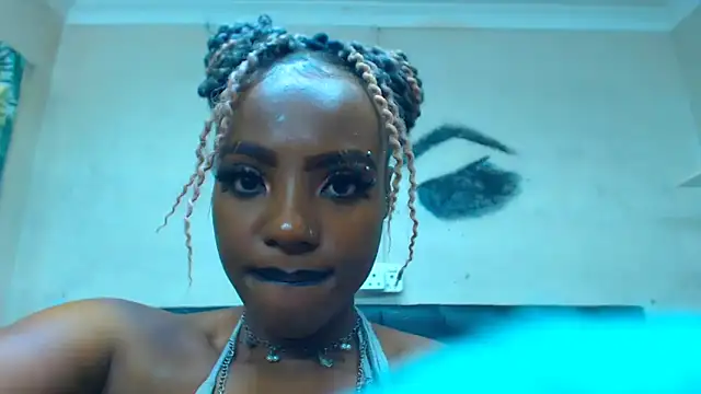 SAVAGExBOO online show from December 20, 1:47 am