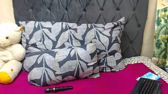 SAVAGExBOO online show from January 25, 3:09 am