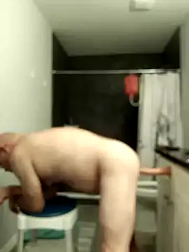 lou63ponce online show from January 3, 5:17 am