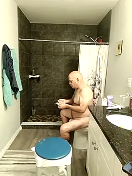 lou63ponce online show from January 6, 1:19 pm