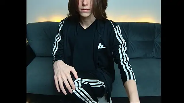 Snapshot of kobeny chatting on February 20, 10:48 pm kobeny online show from February 20, 10:48 pm