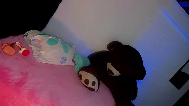 Maryonthemoon online show from February 14, 6:56 am