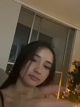 Snapshot of Angeeel_ chatting on December 23, 7:06 am Angeeel online show from December 23, 7:06 am