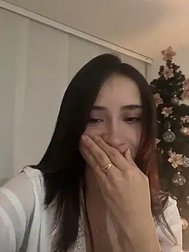 Snapshot of Angeeel_ chatting on December 27, 8:35 am Angeeel online show from December 27, 8:35 am