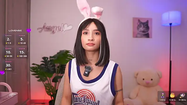 Snapshot of Angeeel_ chatting on October 23, 2:55 am Angeeel online show from October 23, 2:55 am