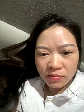 Hellen 111 online show from November 2, 11:51 pm