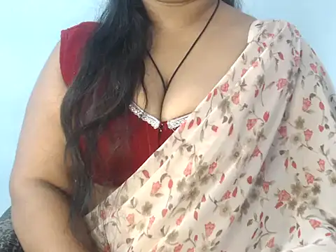 Snapshot of sapna-ji chatting on December 26, 5:15 am sapna-ji online show from December 26, 5:15 am