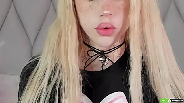 Joy Barker online show from October 8, 1:42 pm