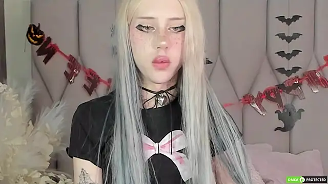 Joy Barker online show from October 17, 1:57 pm