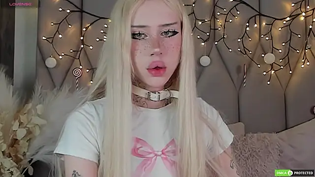 Joy Barker online show from December 22, 3:25 am