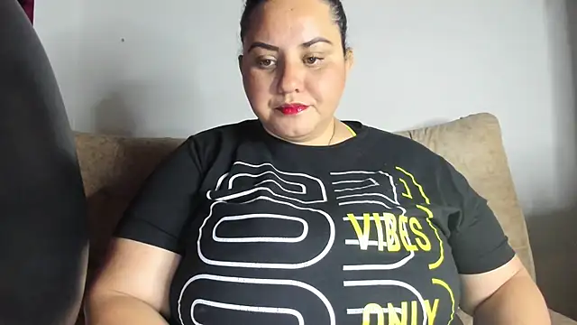 tetasgrandes karol online show from September 13, 7:02 pm