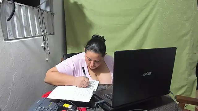 tetasgrandes karol online show from February 9, 3:21 am