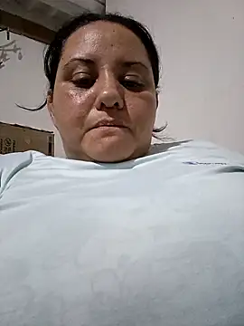 tetasgrandes karol online show from February 14, 1:46 am