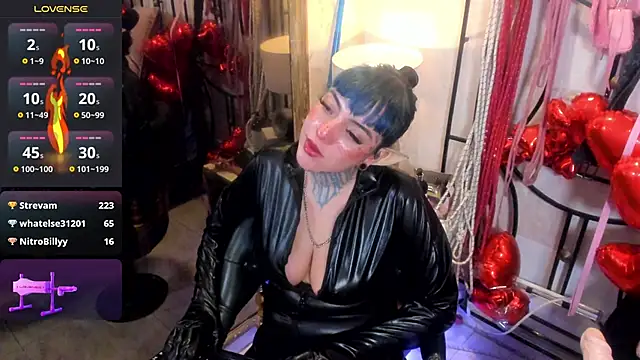 luxifer 666  online show from February 14, 10:36 pm