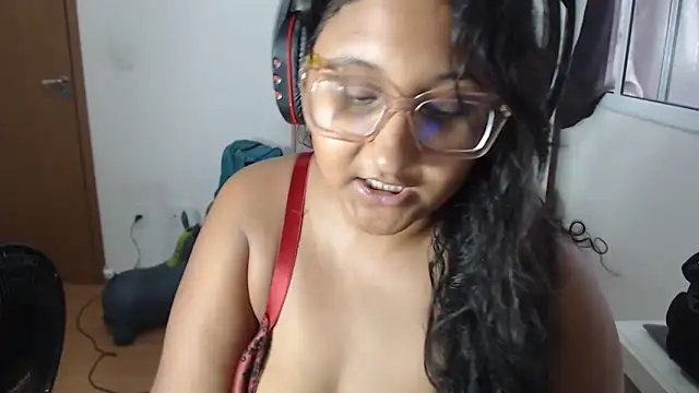 littlejady online show from February 25, 2:37 pm