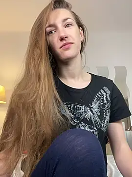 Snapshot of KateRedgar chatting on February 15, 1:38 pm KateRedgar online show from February 15, 1:38 pm