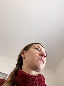 Snapshot of KateRedgar chatting on February 21, 7:45 am KateRedgar online show from February 21, 7:45 am