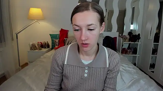 Snapshot of KateRedgar chatting on March 21, 4:29 pm KateRedgar online show from March 21, 4:29 pm