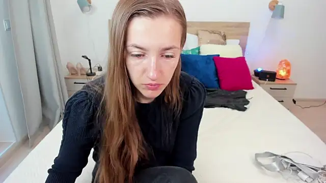 Snapshot of KateRedgar chatting on September 28, 1:27 pm KateRedgar online show from September 28, 1:27 pm