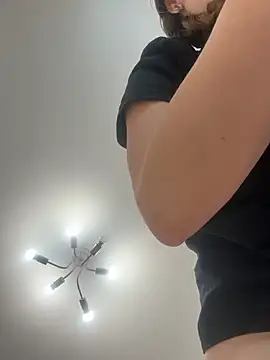 KateRedgar online show from April 18, 10:30 am