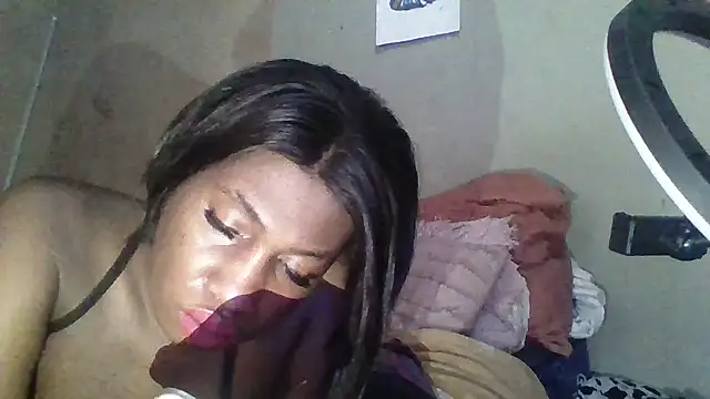 Moorella1 online show from September 22, 6:59 am