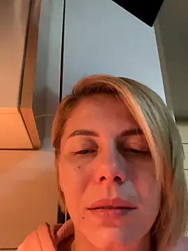 tanyagrey online show from October 21, 5:52 am