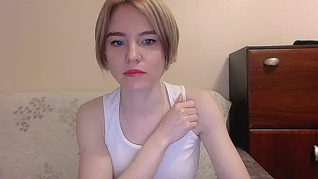 Snapshot of Eva_vagner chatting on March 8, 1:17 am Eva vagner online show from March 8, 1:17 am