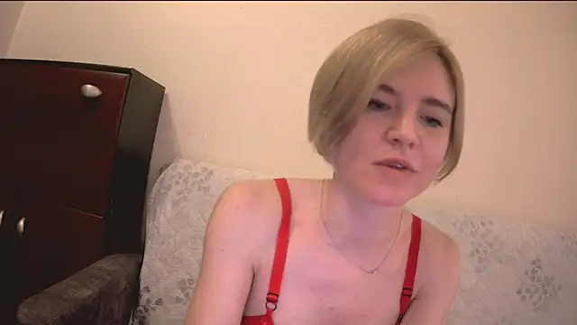 Snapshot of Eva_vagner chatting on March 15, 8:26 am Eva vagner online show from March 15, 8:26 am