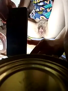 Holly Bette online show from January 10, 8:40 am