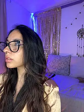 Snapshot of ThaliaRivera_ chatting on February 5, 1:58 am ThaliaRivera online show from February 5, 1:58 am