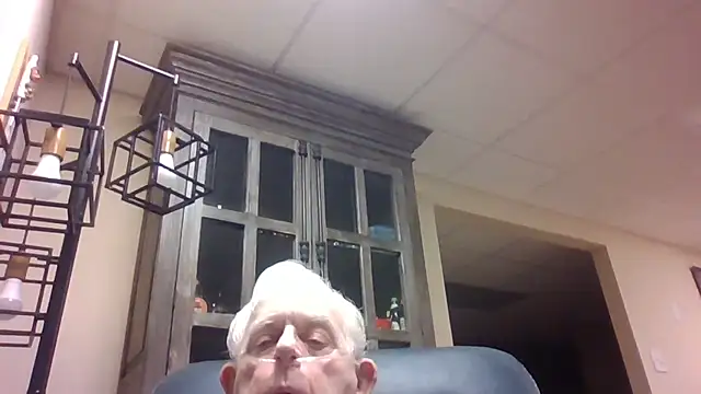 bootlegmanz online show from February 7, 1:26 pm