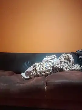 miicheele32 online show from January 16, 4:28 pm