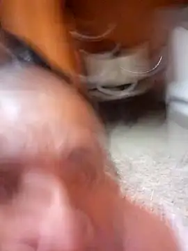 miicheele32 online show from September 19, 11:33 am