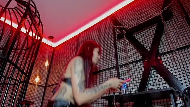 NAILAHARD online show from October 15, 2:28 pm