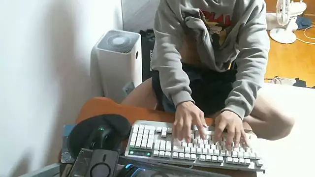 Stellan 0412 online show from February 10, 4:22 pm