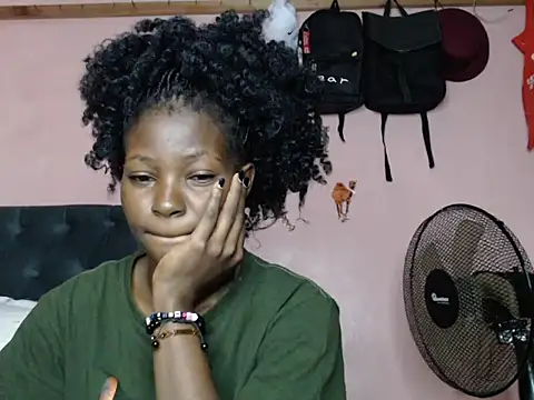 TrishaKalid online show from January 31, 8:43 am