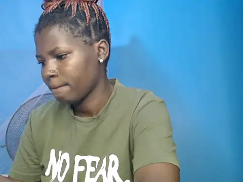 TrishaKalid online show from December 16, 9:25 am