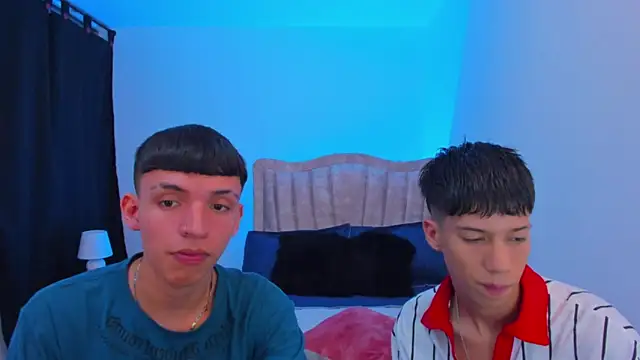 Snapshot of Juan_Nd_Steven chatting on October 10, 4:33 am Juan Nd Steven online show from October 10, 4:33 am