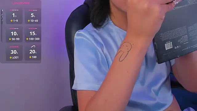 miah connor online show from October 19, 7:47 pm