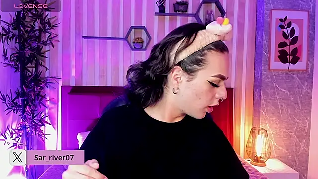 miah connor online show from November 23, 7:46 pm