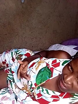 Snapshot of pretty_prickle chatting on November 18, 2:54 pm pretty prickle online show from November 18, 2:54 pm